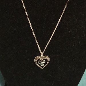 9.25 Sterling Silver 18in pendant.